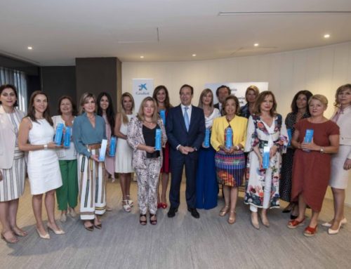 IWEC Founding Sponsor Shines – Gonzalo Gortázar Presents the 2019 CaixaBank Women in Business Awards to Regional Winners